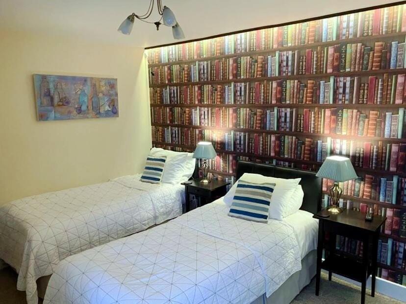 The Dove Inn Micheldever Ngoại thất bức ảnh