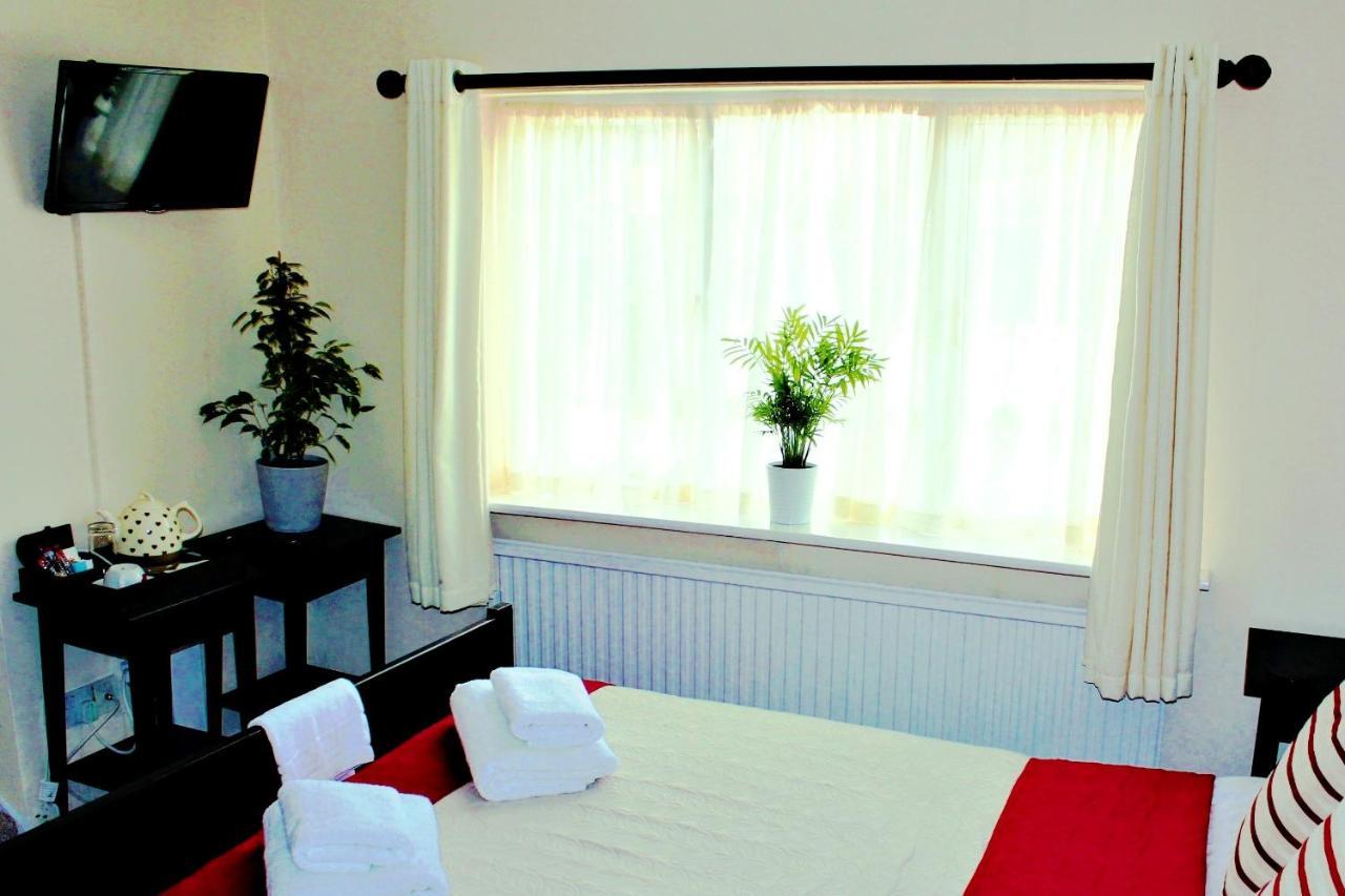 The Dove Inn Micheldever Ngoại thất bức ảnh